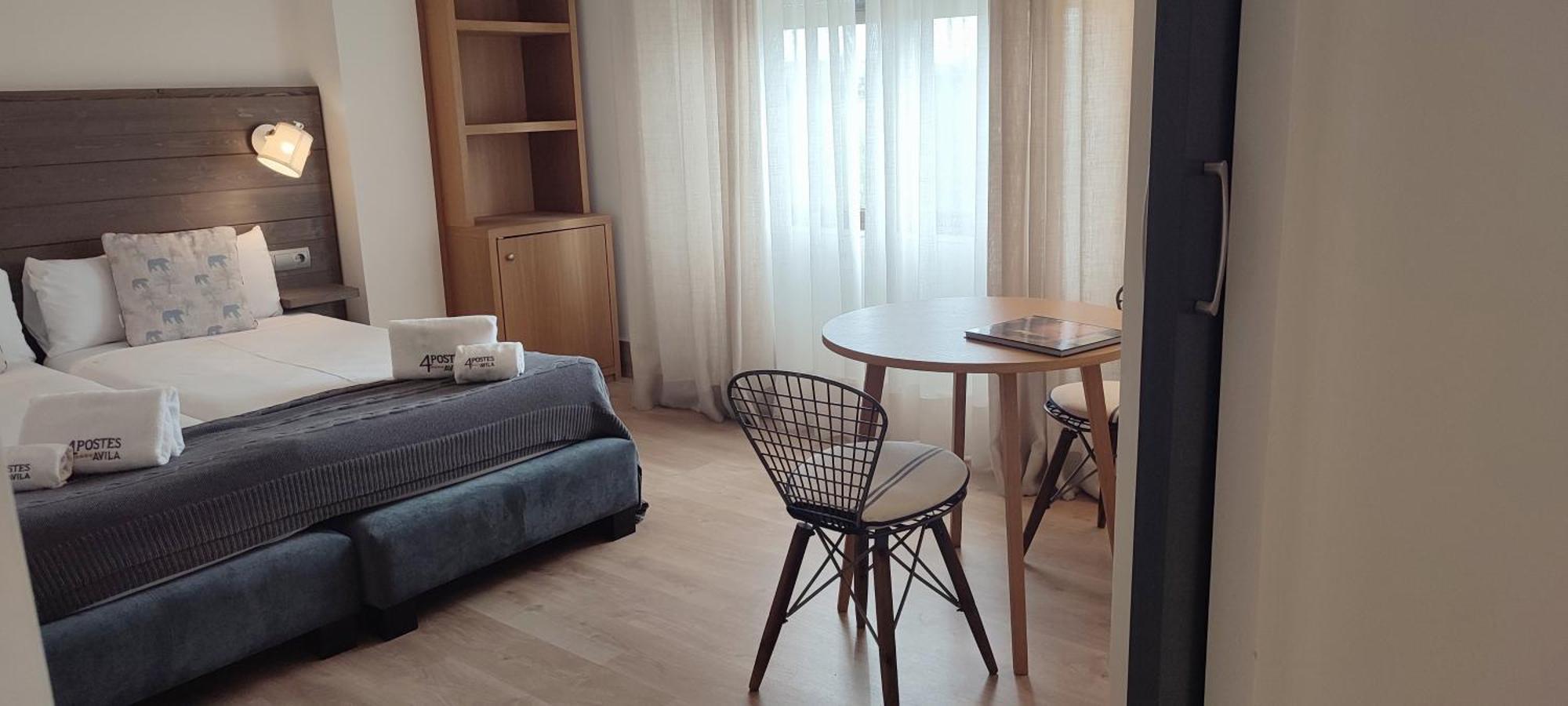 Hotel Sercotel Cuatro Postes Avila Bagian luar foto